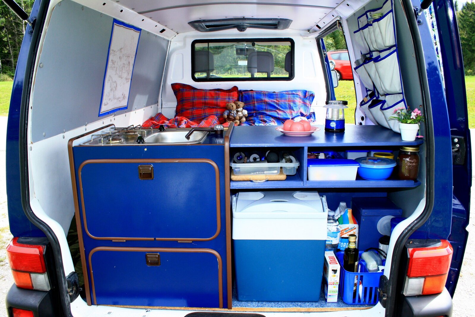 Erster T4 Ausbau – Bett